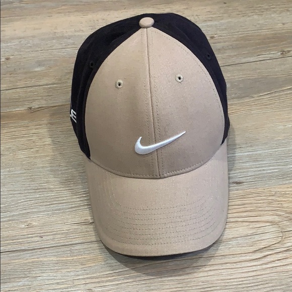 Nike One golf hat
